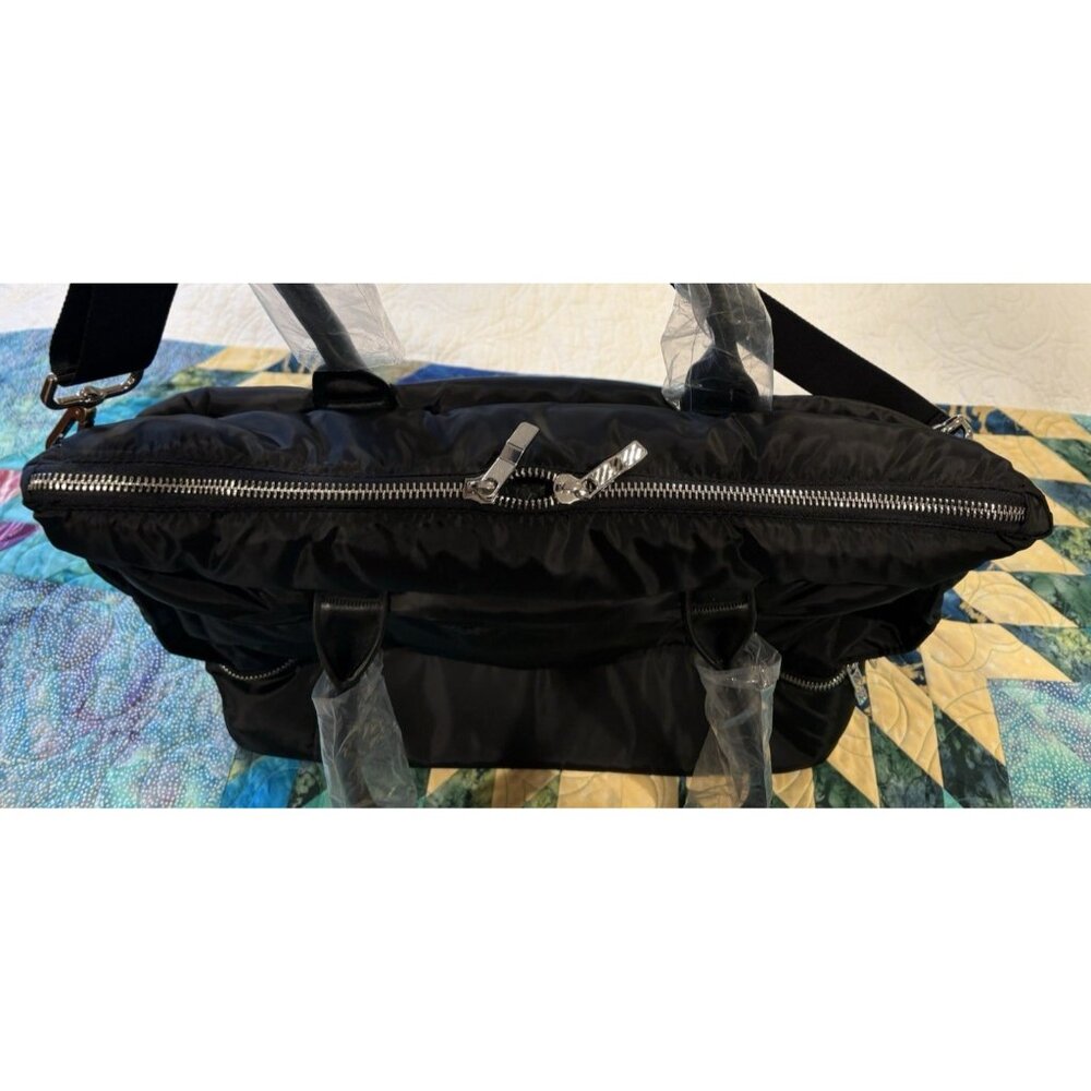 iPack Puffy Day Bag Tote Luggage Black Bag Travel Adjustable Strap & Pockets NEW - Picture 2 of 15